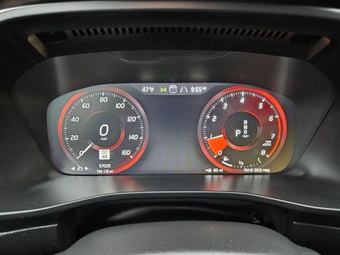 Used 2020 Volvo XC40 T5 R-Design image 20