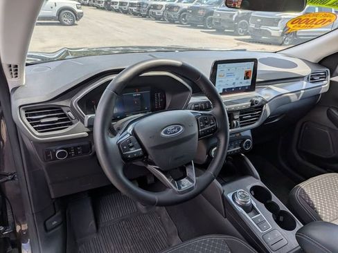 Used 2023 Ford Escape Active AWD/4WD image 7