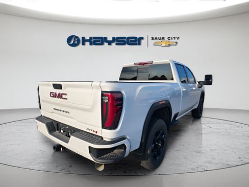 Used 2025 GMC Sierra 2500 AT4 AWD/4WD image 3
