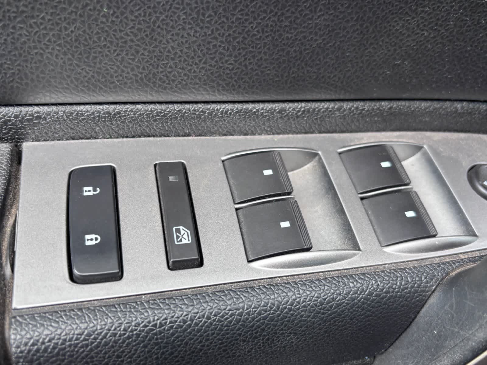 Used 2013 GMC Sierra 1500 SLE w/ Power Tech Package AWD/4WD image 13