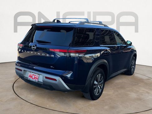 Used 2022 Nissan Pathfinder SL w/ Lighting Package (N92) image 11