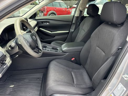 Used 2024 Honda Accord LX image 9
