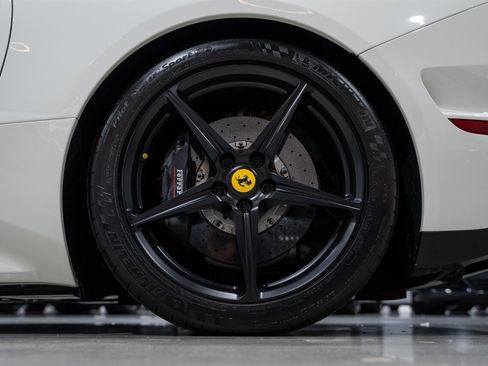 Used 2016 Ferrari California T RWD image 47