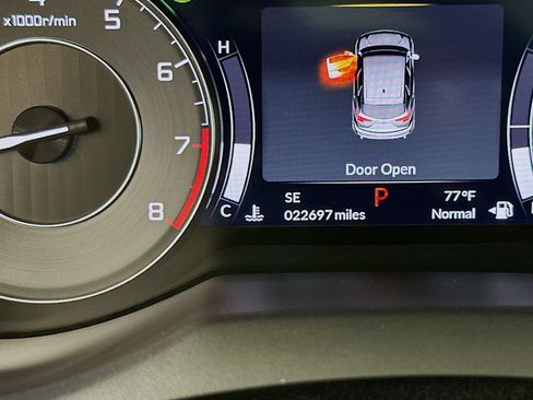 Used 2023 Acura RDX AWD w/ Technology Package image 12