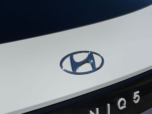 Used 2024 Hyundai Ioniq 5 SEL AWD/4WD image 36