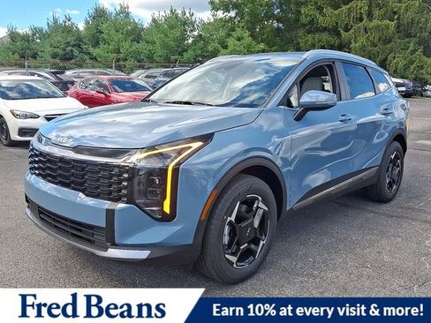 New 2026 Kia Sportage EX image 2