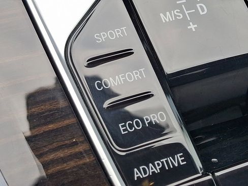 Used 2021 BMW X5 xDrive40i w/ Convenience Package image 25