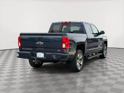 Used 2018 Chevrolet Silverado 1500 LTZ Z71 w/ Centennial Edition AWD/4WD image 7