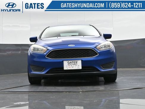 Used 2018 Ford Focus SE image 36