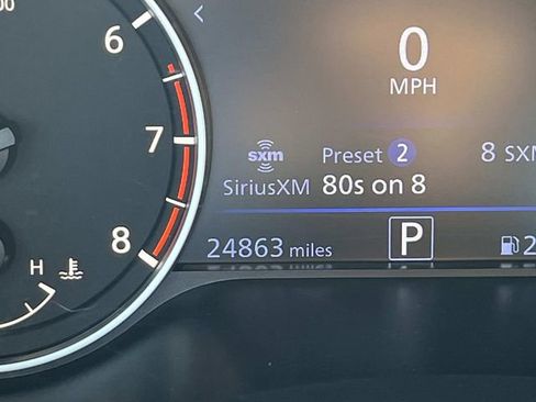 Used 2025 Nissan Altima 2.5 SV FWD image 35