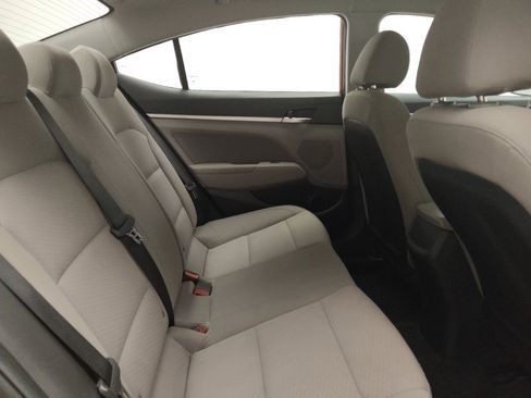 Used 2020 Hyundai Elantra SEL FWD image 19