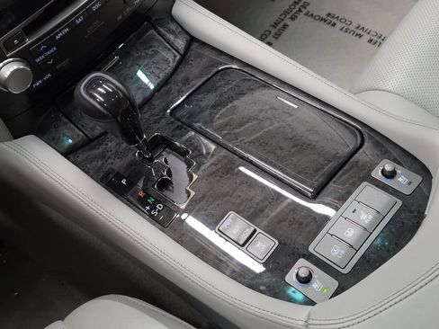 Used 2011 Lexus LS 460 L AWD/4WD image 41