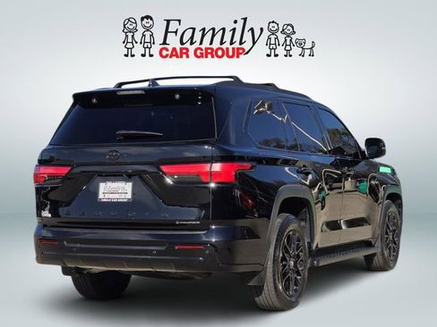 Used 2025 Toyota Sequoia Limited w/ Nightshade Package image 4