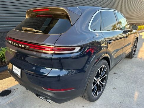 Used 2026 Porsche Cayenne S image 9