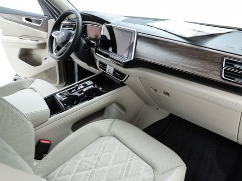 New 2026 Volkswagen Atlas SEL Premium R-Line image 33