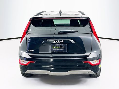 Used 2023 Kia Niro Wind FWD image 7