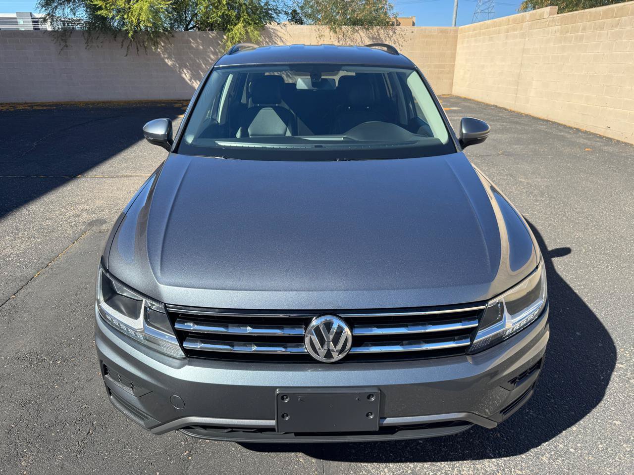 Used 2021 Volkswagen Tiguan SE FWD image 3