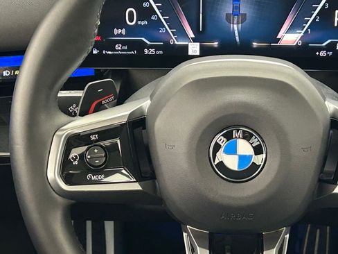 Used 2024 BMW 540i xDrive w/ Premium Package image 11