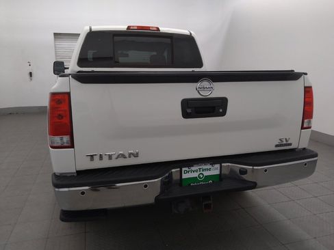 Used 2015 Nissan Titan SV w/ SV Value Truck Package RWD image 6