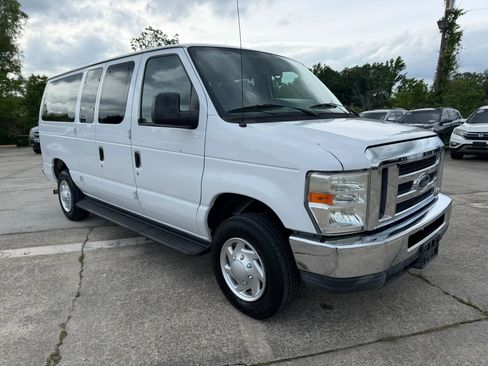 Used 2012 Ford E-350 and Econoline 350 XLT RWD image 7