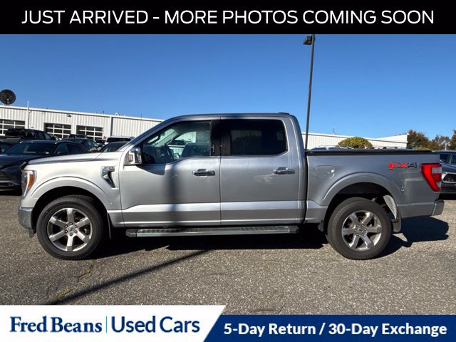 Used 2022 Ford F150 Lariat w/ Equipment Group 502A High AWD/4WD image 4