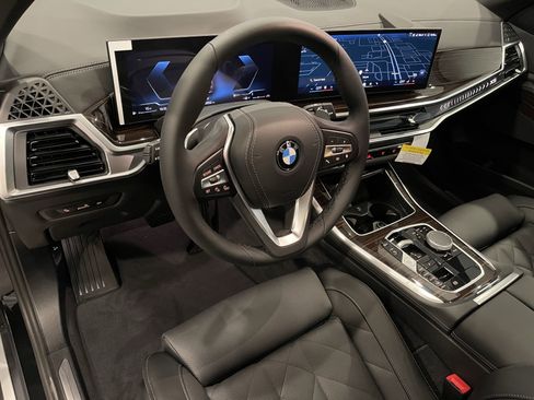 New 2026 BMW X5 xDrive40i w/ Climate Comfort Package AWD/4WD image 7