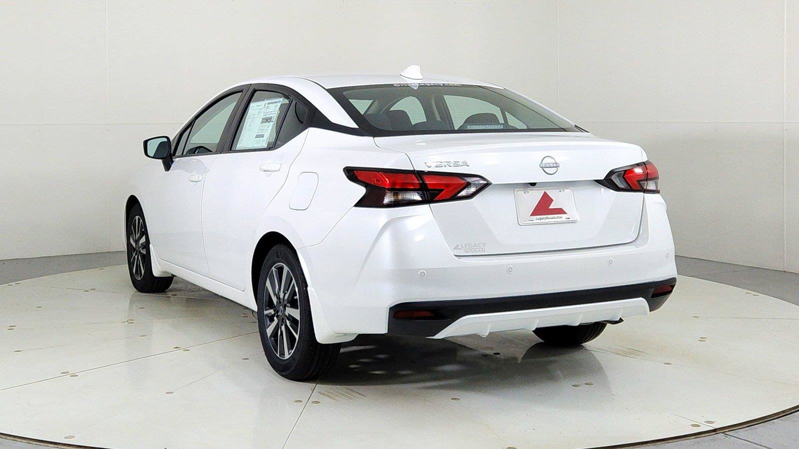 Used 2025 Nissan Versa SV w/ Trunk Package FWD image 5