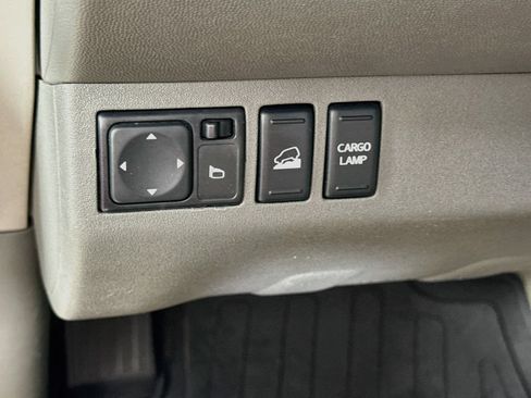 Used 2016 Nissan Frontier SV AWD/4WD image 10