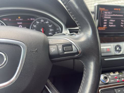 Used 2013 Audi A8 3.0T w/ Convenience Pkg AWD/4WD image 19