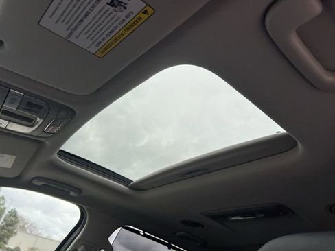 Certified 2025 Kia Telluride EX image 22