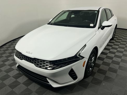 Used 2022 Kia K5 LXS image 7