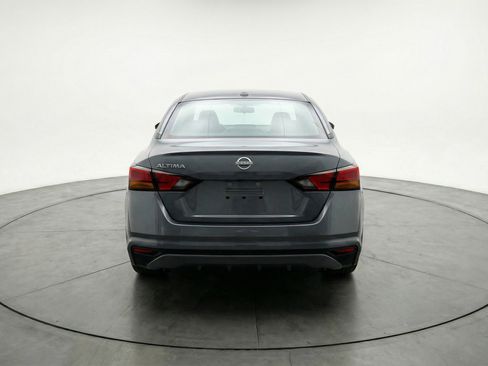 Used 2025 Nissan Altima 2.5 SV FWD image 7