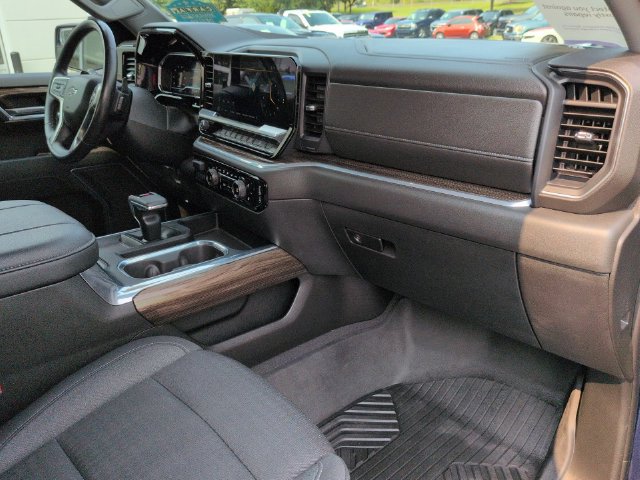 Used 2023 Chevrolet Silverado 1500 RST AWD/4WD image 31