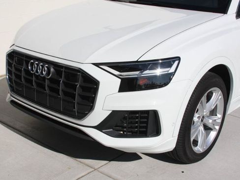 Used 2022 Audi Q8 Premium Plus w/ Premium Plus Package AWD/4WD image 15