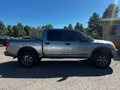 Used 2013 Nissan Titan PRO-4X w/ Pro-4x Luxury Pkg AWD/4WD image 2