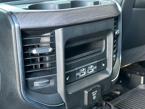 Used 2025 RAM 1500 Laramie AWD/4WD image 42