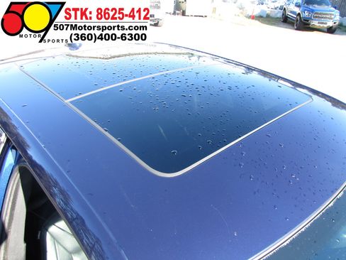 Used 2016 Chrysler 300 Limited image 19