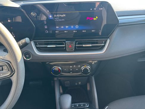 Used 2025 Chevrolet TrailBlazer LT image 18