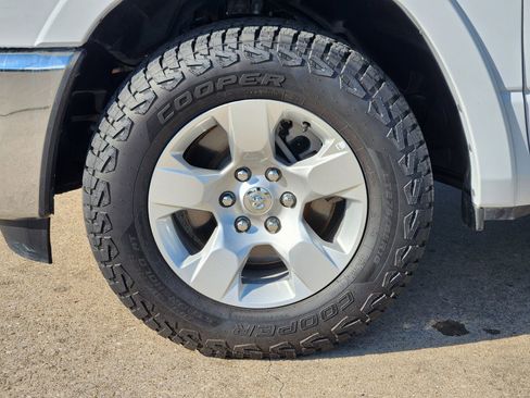 Used 2025 RAM 1500 Lone Star AWD/4WD image 12