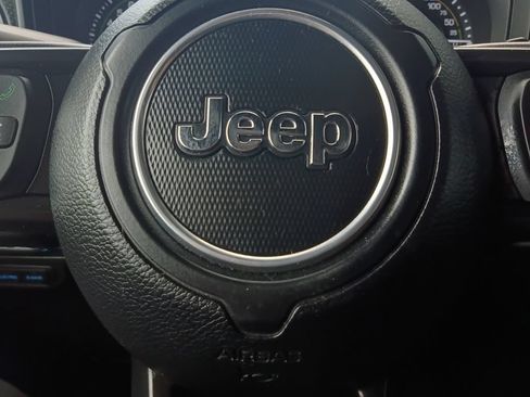 Used 2024 Jeep Wrangler Unlimited Rubicon 4xe AWD/4WD image 5