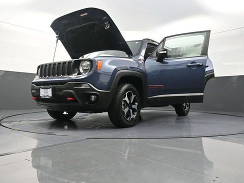 Used 2022 Jeep Renegade Trailhawk AWD/4WD image 33