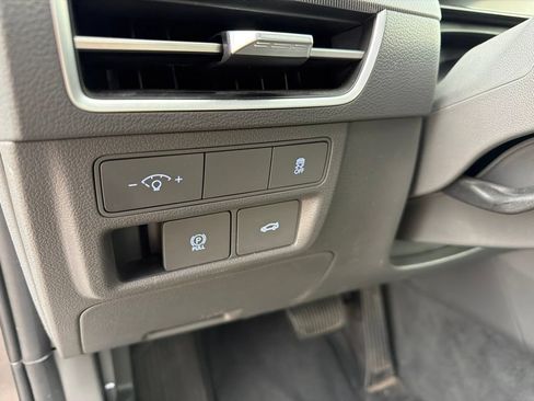 Used 2025 Hyundai Sonata SEL FWD image 17