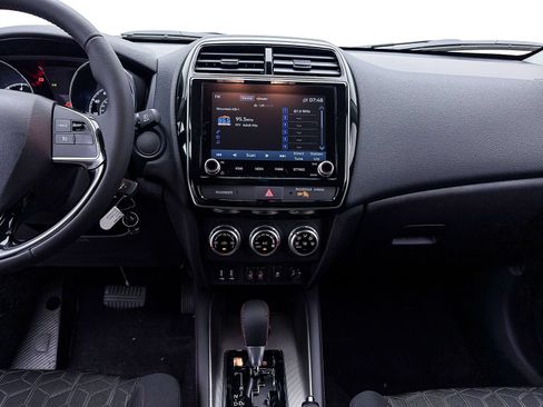 New 2026 Mitsubishi Outlander Sport LE AWD/4WD image 11
