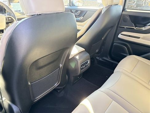 New 2026 Lincoln Corsair Premiere image 17