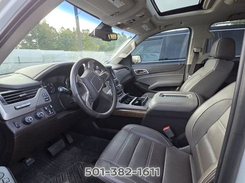 Used 2019 GMC Yukon Denali w/ Denali Ultimate Package AWD/4WD image 8