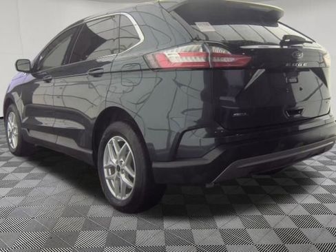 Used 2023 Ford Edge SEL w/ Convenience Package image 5