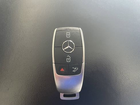 Certified 2023 Mercedes-Benz GLS 450 4MATIC image 23