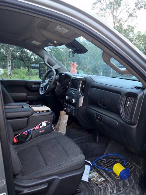 Used 2024 GMC Sierra 2500 Pro w/ Convenience Package AWD/4WD image 6