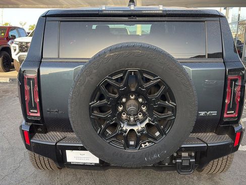 Used 2025 GMC Hummer EV 3X w/ LPO, Cargo Utility Package AWD/4WD image 4