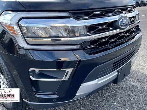 Certified 2024 Ford Expedition Limited image 28